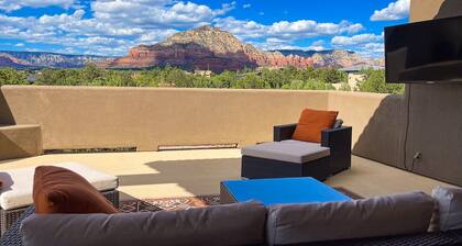 Awe-inspiring setting, private heated pool/spa, just close enough to the action