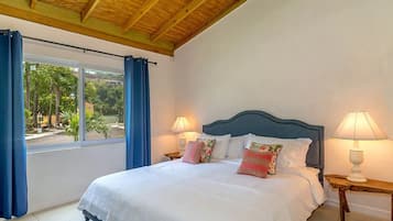 Luxe resortwoning | Luxe beddengoed, een kluis op de kamer, individueel gemeubileerd