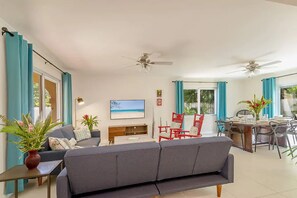 Living area - Hospitality Expert CP (Montego Bay)