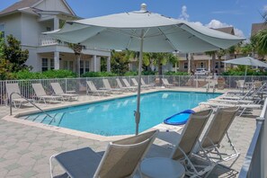 Pool - Gulf Views, Near to Beach, 4 Bikes, Community Pool + Attraction Tickets! (Santa Rosa Beach)