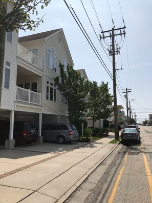 Property grounds - Amazing Wildwood Getaway!!! (Wildwood)