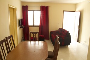 Exclusive Apartment | In-room dining - Immeuble Comara (Abidjan)