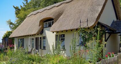 2 bedroom accommodation in Richards Castle, near Ludlow