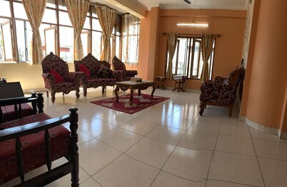 3BHK Luxurious Apartment in Banjara Hills, Road Number 13