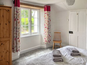 3 habitaciones, wifi gratis y ropa de cama 