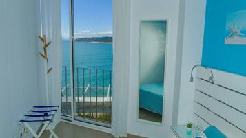 3 chambres, coffres-forts dans les chambres, bureau