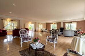 Smart TV, computer monitors, printers