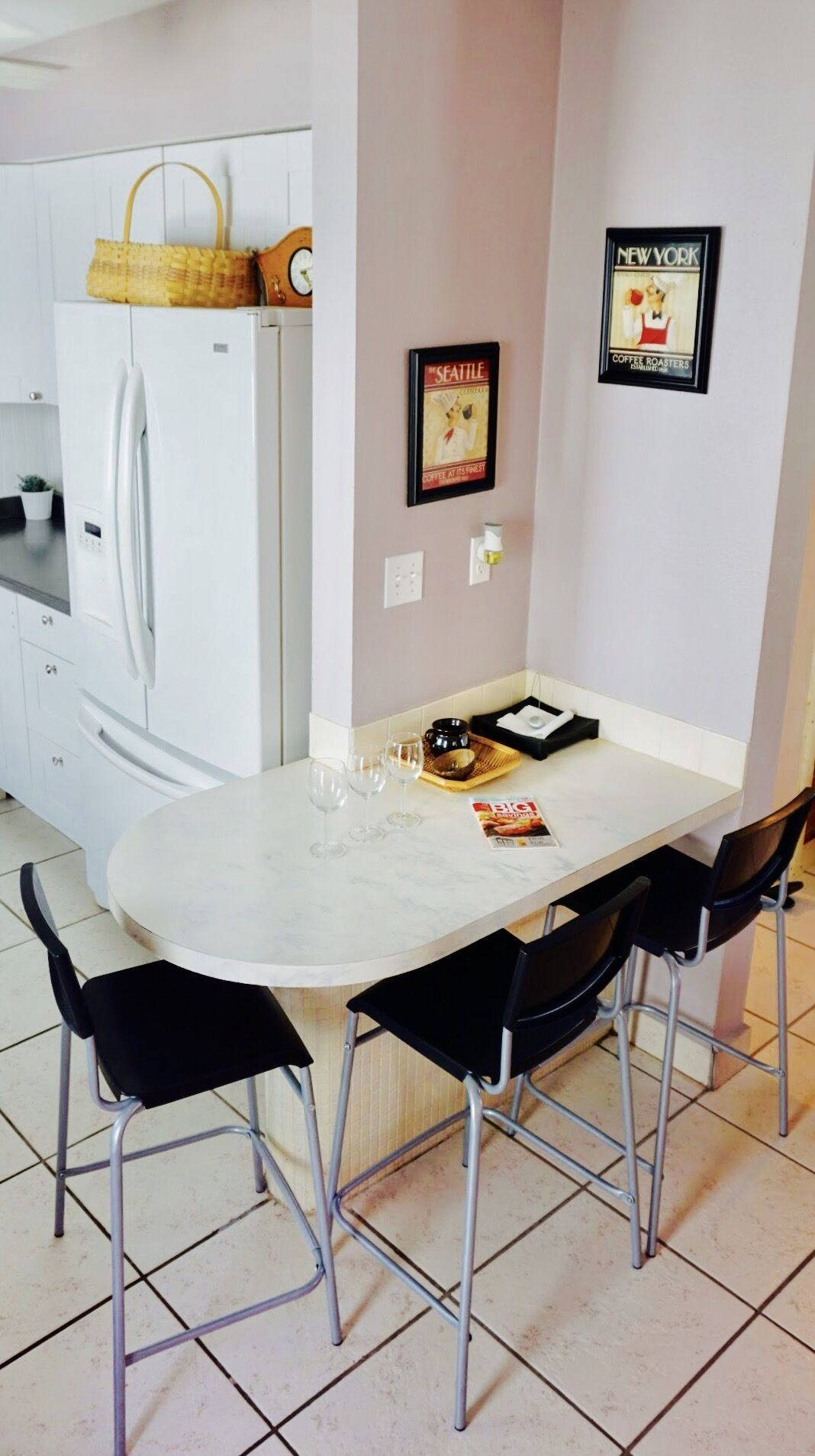 Cozy Family Apartment/2 miles to Ocean/Private BBQ/WiFi/Parking Free
