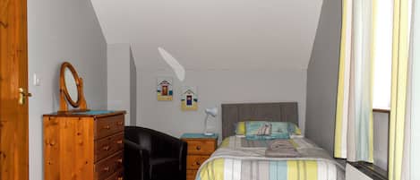 2 bedrooms, free WiFi, bed sheets