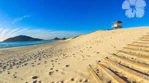 Beach nearby - Bella Luca - Pet Friendly Home (Hawks Nest)