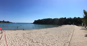 Sun loungers, beach towels - LUXURY STONE VILLA, INFINITY POOL, STUNNING SEA & MOUNTAIN VIEWS OVER BOKA BAY (Tivat)