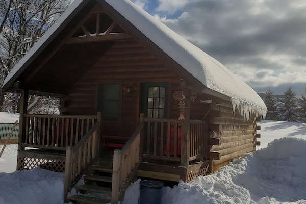 Stone's Throw Cabins in Winter