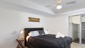 2 bedrooms, bed sheets