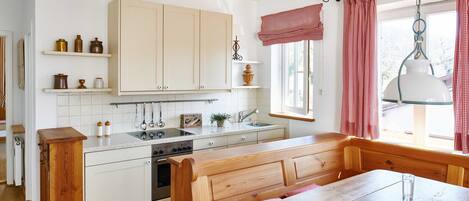 Fridge, oven, dishwasher