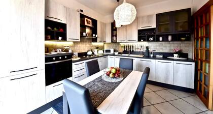 Modern apartment between Milan and Como