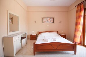 Free WiFi, bed sheets - Vila Landi (Ksamil)