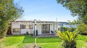 Exterior - Inlet Views @ 20 The Loop (NAROOMA)