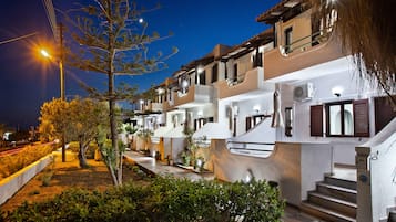 Front of property – evening/night