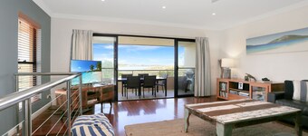 Magnificent Views  - Mariners Mark 3