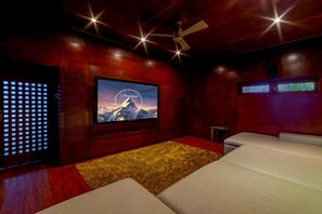 8 Schlafzimmer, Zimmersafe, Reisekinderbett, kostenloses WLAN