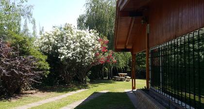 Maison & Piscine & Jardin Ă Chacras de Coria