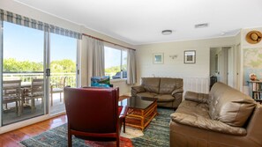 Fernseher, DVD-Player