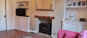 Cottage in the  centre of Whitby - beautiful coastal and Abbey views 