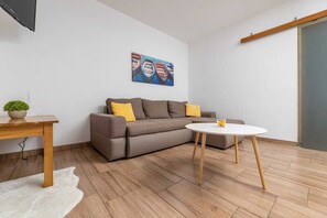 TV - Apartment LaPePa (68397-A1) (Silo - island Krk)
