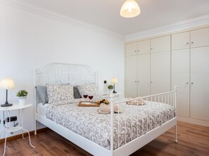 4 bedrooms, iron/ironing board, Internet, bed sheets - 2.Charming VILLA Private Pool and sea view (Adeje)