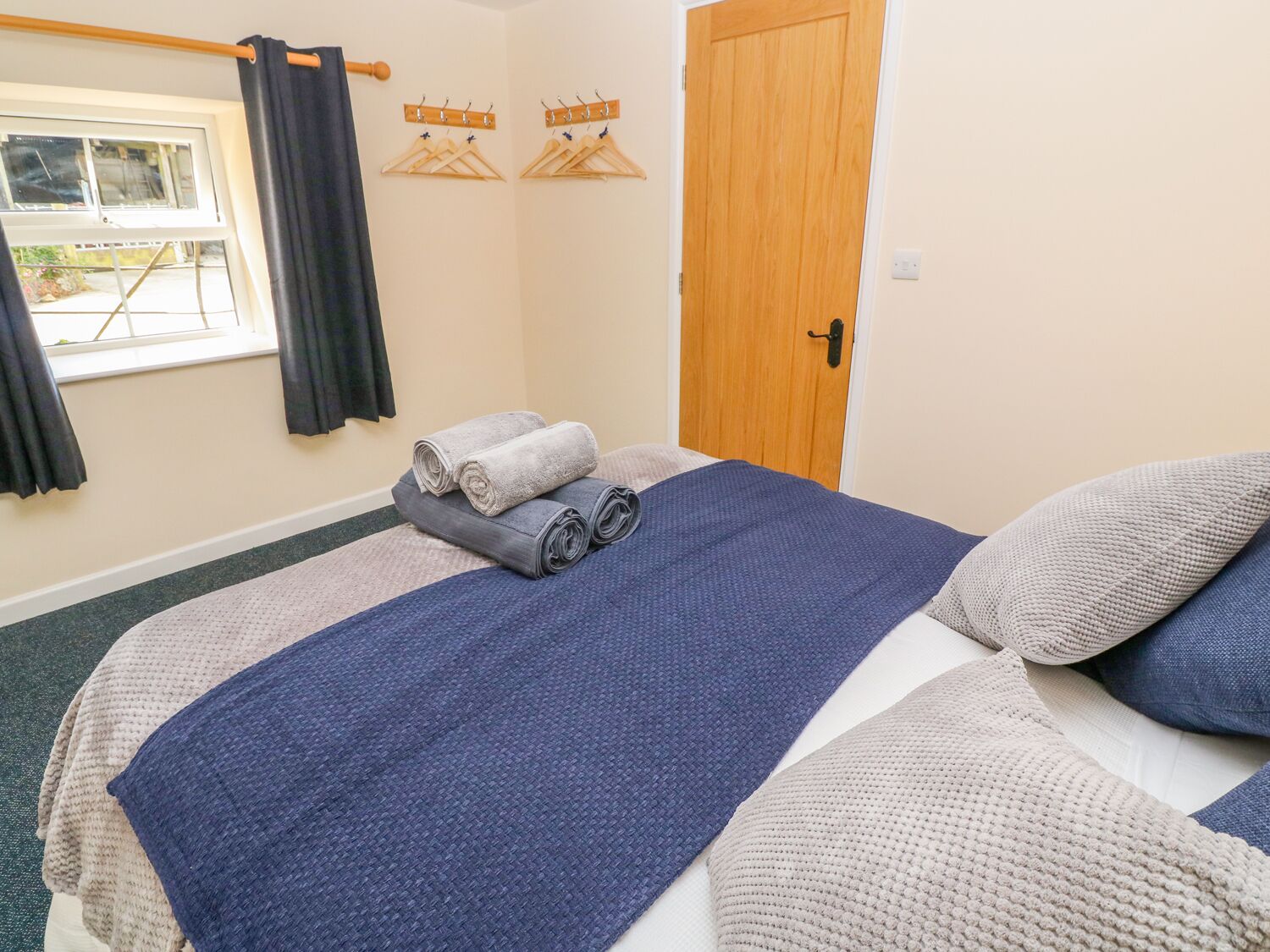 The Old Cows House, HELSTON, Helston, Vacation Rental Cottage ByOwner