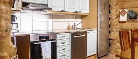 Réfrigérateur, micro-ondes, lave-vaisselle