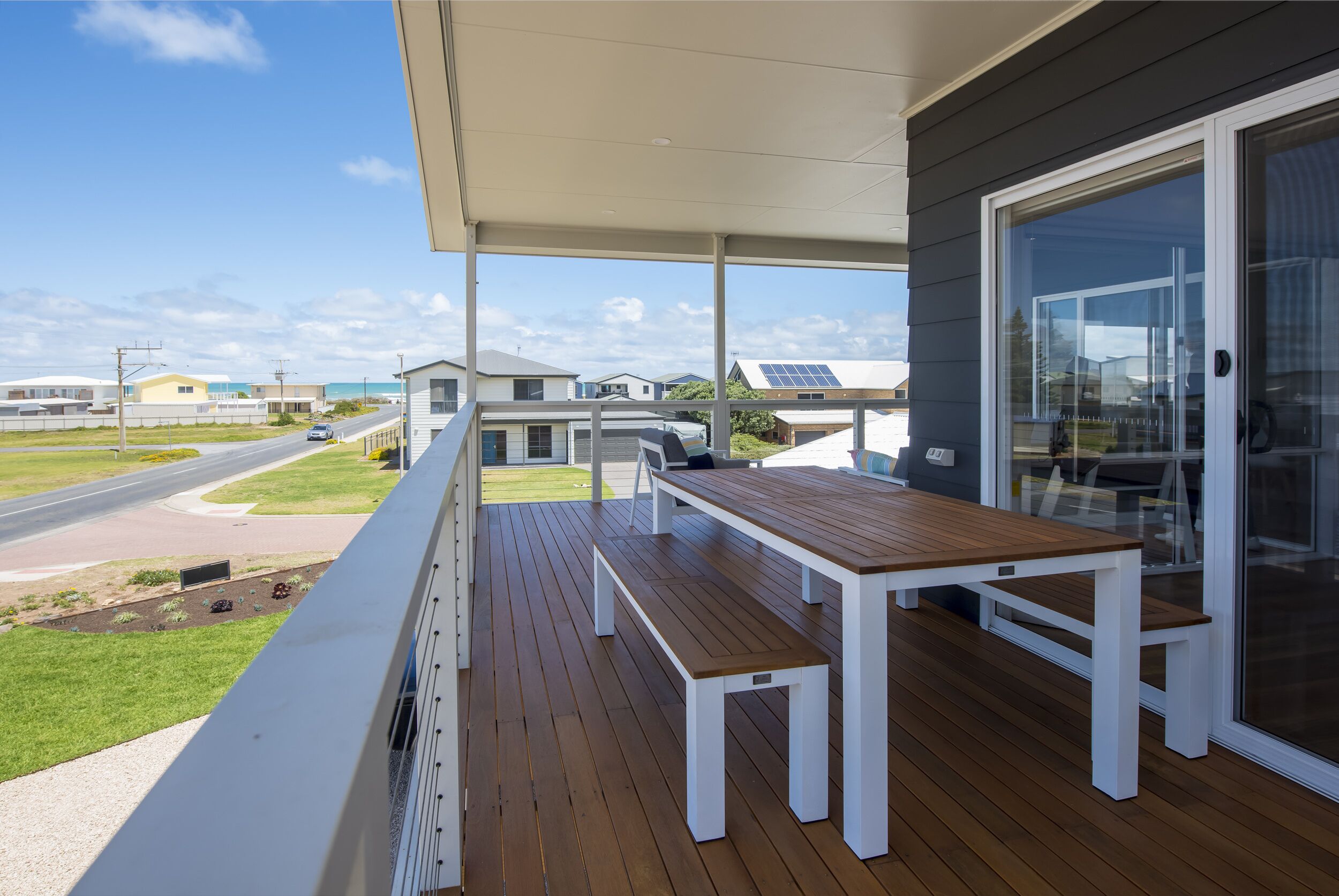 Onshore Retreat, Middleton (sleeps 12)