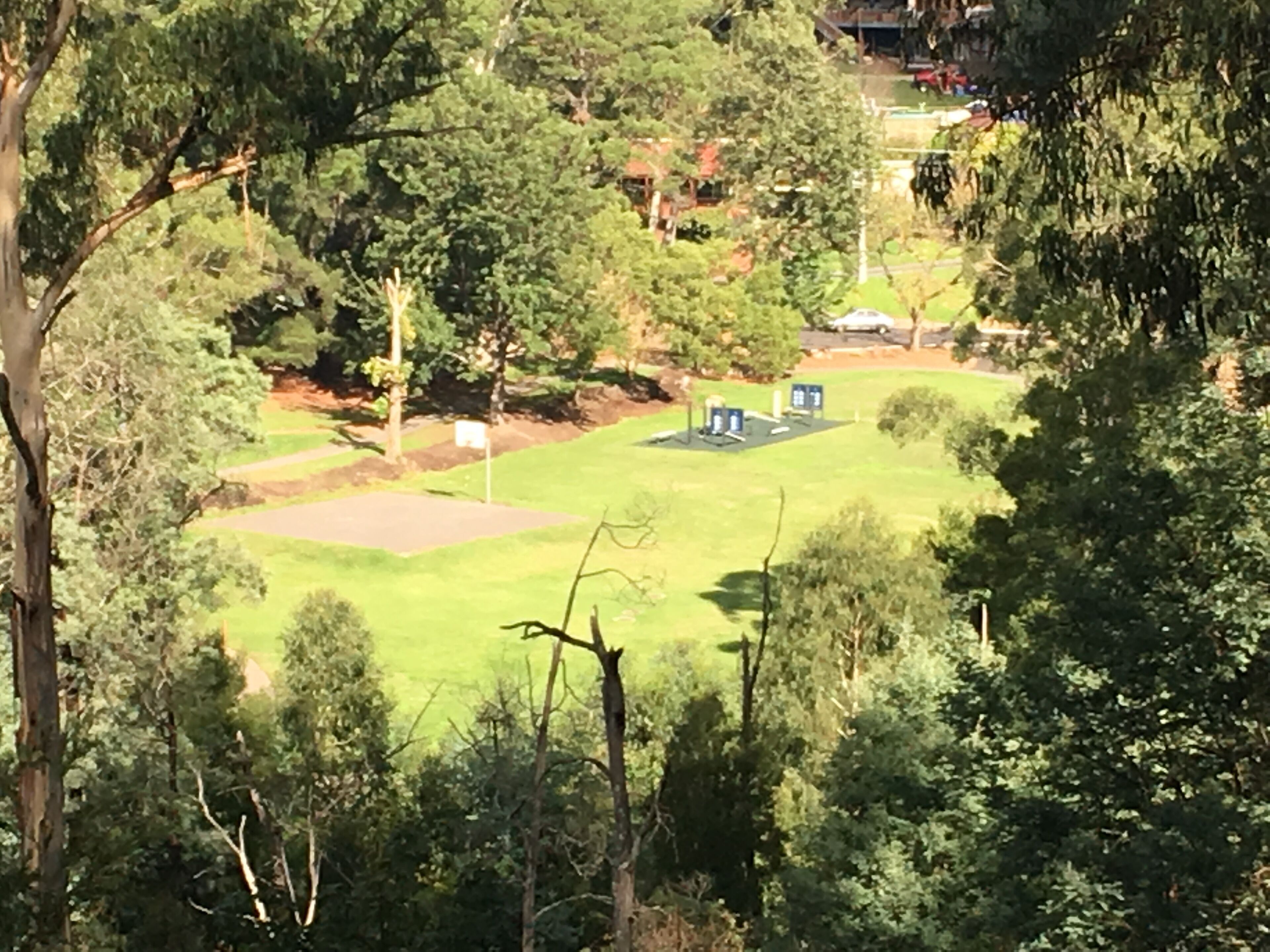 Tranquil hideaway in the rainforest — image 29