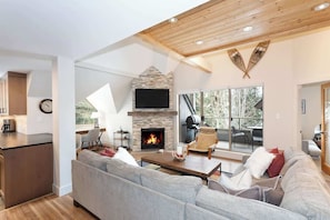 TV, fireplace, offices