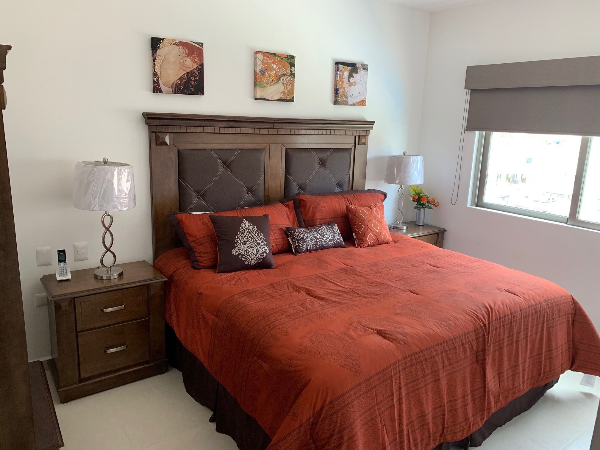 2 bedrooms, WiFi, bed sheets, wheelchair access