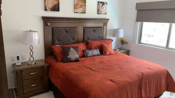 2 bedrooms, WiFi, bed sheets, wheelchair access