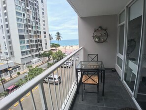 Property grounds - #TheCoralBeachBum (Cangrejo Arriba)