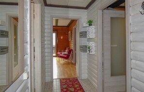 Interior - 2 bedroom awesome apartment in Arrach (Arrach)