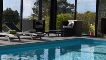 Piscine couverte, piscine chauffée