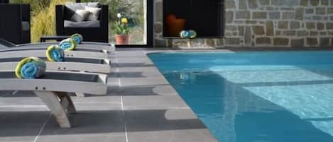 Innenpool, beheizter Pool