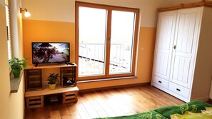 1 bedroom, travel crib, free WiFi, bed sheets - Main vacation in the vineyard (Kitzingen)