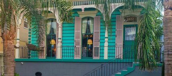 Historic Luxury French Quarter/ Marigny Villa with Pool & Spa