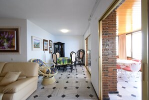 TV - PRINCIPADO ARENA (3 BEDROOM) (Benidorm)