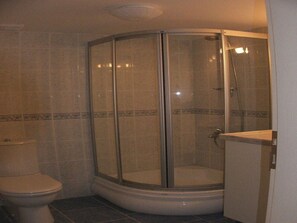 Villa | Badezimmer