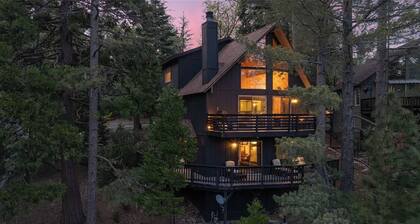 Lake Arrowhead mountain chalet in the treetops with lake view