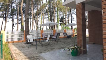 BBQ/picnic area