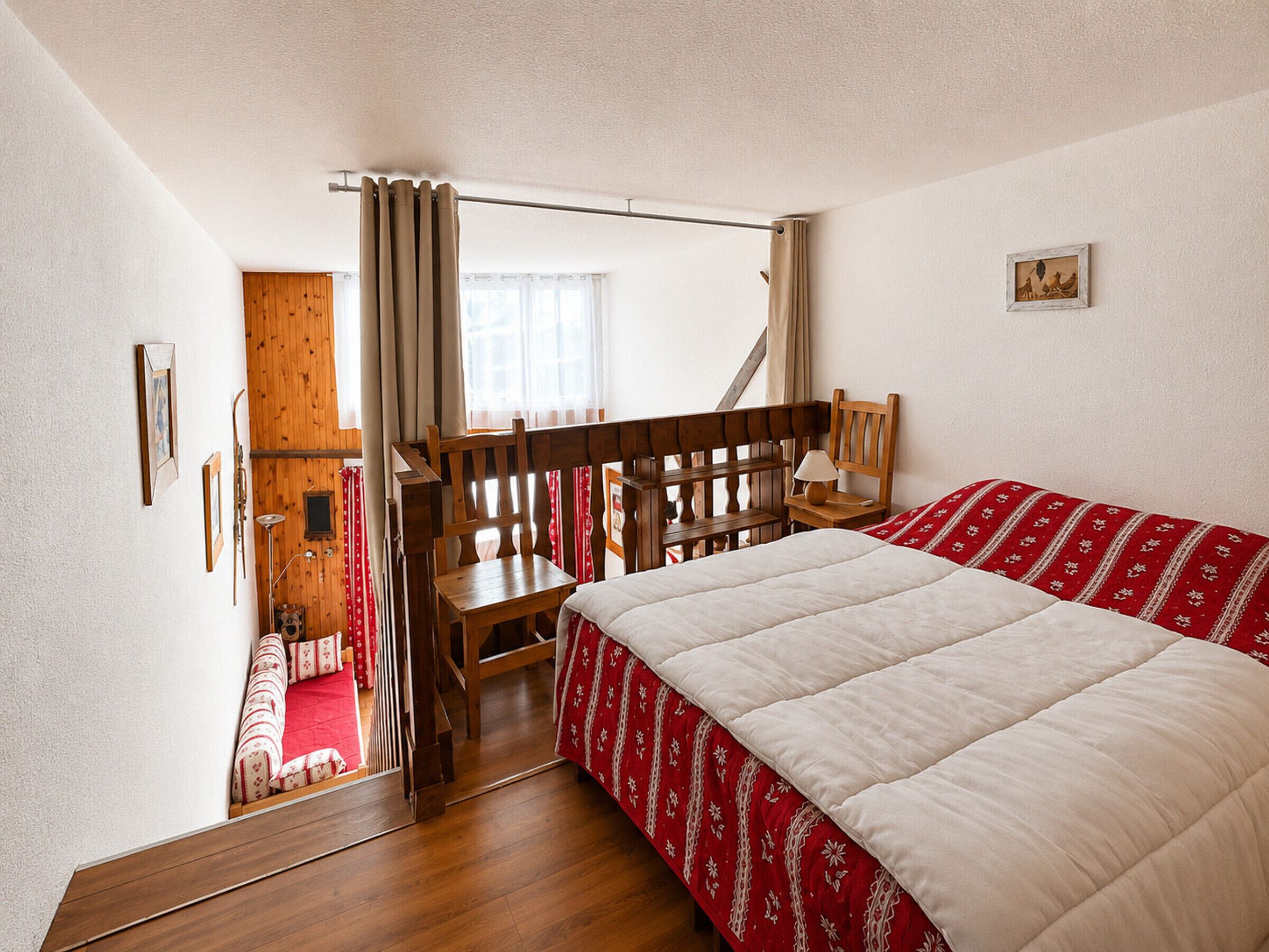 2 bedrooms