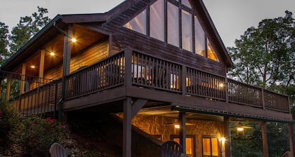 Cabin on Lake Keowee just minutes from Clemson, lake front property with firepit