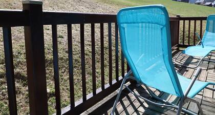 Cozy Mountain Apartment - Sleeps 6, 2 Balconies, Near Slopes - Arêches-Beaufort