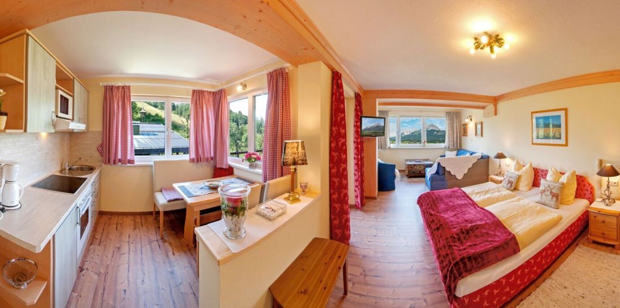 1 bedroom, in-room safe, iron/ironing board, free WiFi